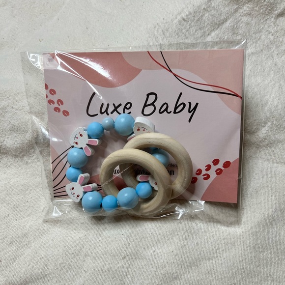 Teething ring - Picture 1 of 1